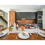 4 Bedroom Stunning In Murter