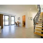 4 Bedroom Stunning In Holiday home Murter
