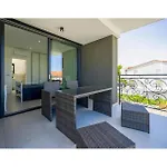 Holiday home 4 Bedroom Stunning In Murter