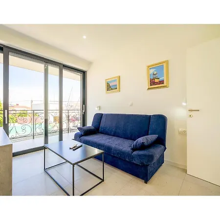 4 Bedroom Stunning In Holiday home