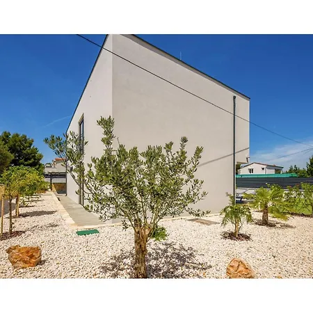 Ferienhaus 4 Bedroom Stunning In *