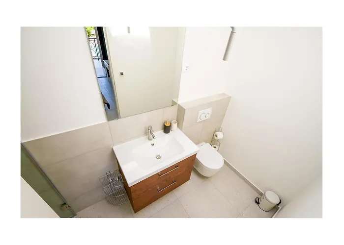 4 Bedroom Stunning In *