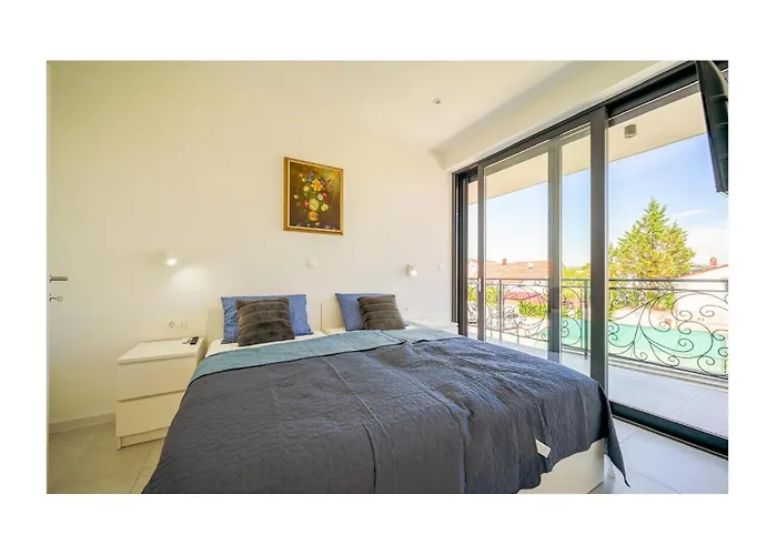 4 Bedroom Stunning In 度假居 穆泰尔岛