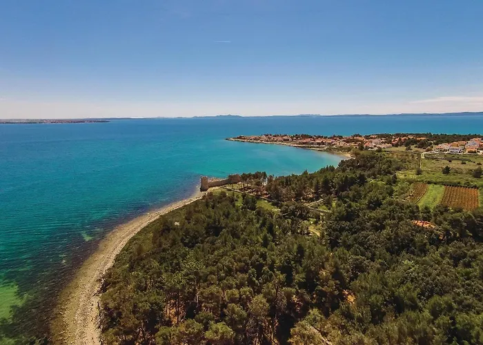 度假居 4 Bedroom Stunning In